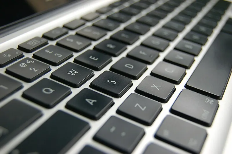Stop Reaching for Your Mouse: 15 Mac Shortcuts I Use Every Single Day